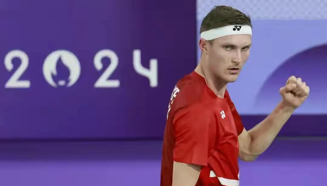 丹麦队险胜日本队，安赛龙刷新纪录